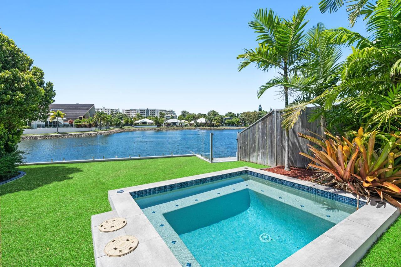 Blue Lagoon Villas Trinity Beach Exterior photo